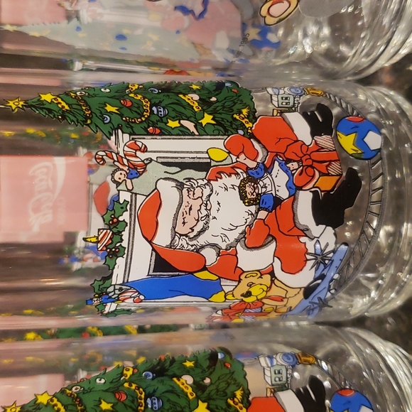 VINTAGE COCA-COLA Christmas  Glasses Glass set 6 SANTA UNDER TREE Mccory stores - Picture 3 of 6